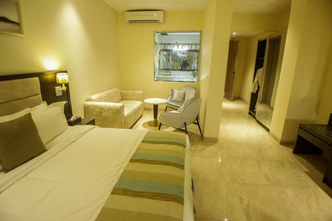 Perfecto La Villa Hotel And Suites Λάγος Εξωτερικό φωτογραφία