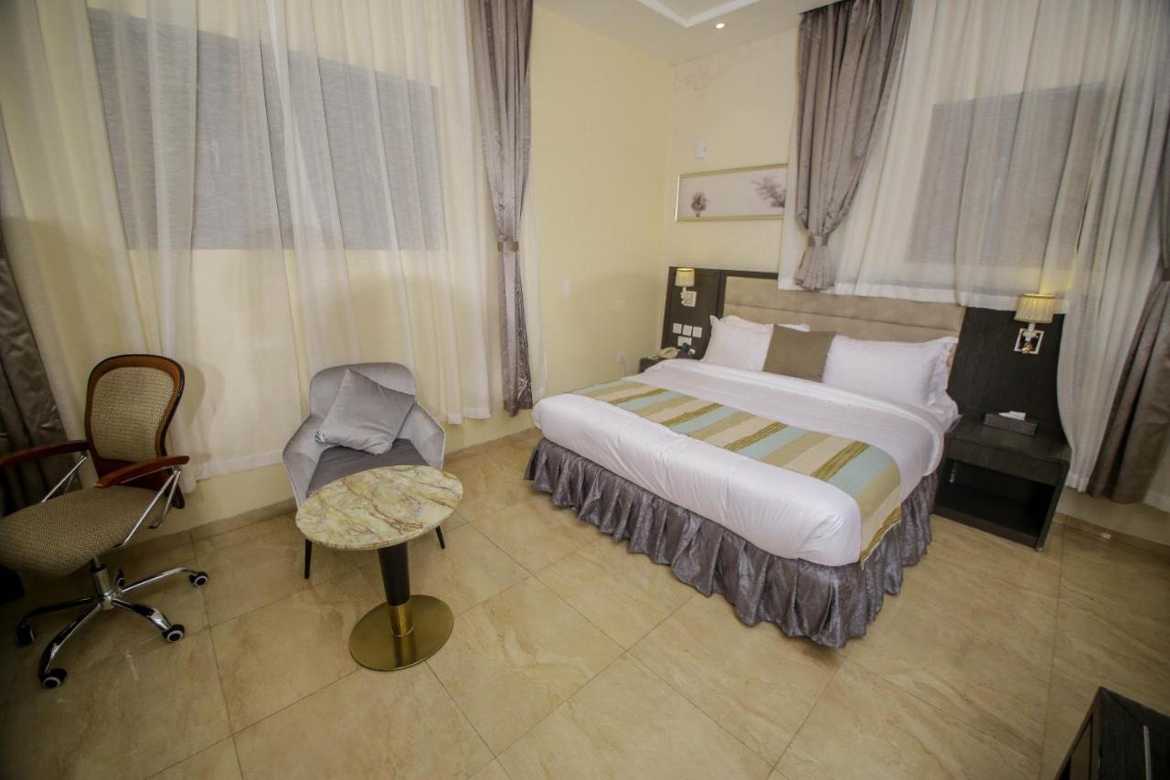Perfecto La Villa Hotel And Suites Λάγος Εξωτερικό φωτογραφία